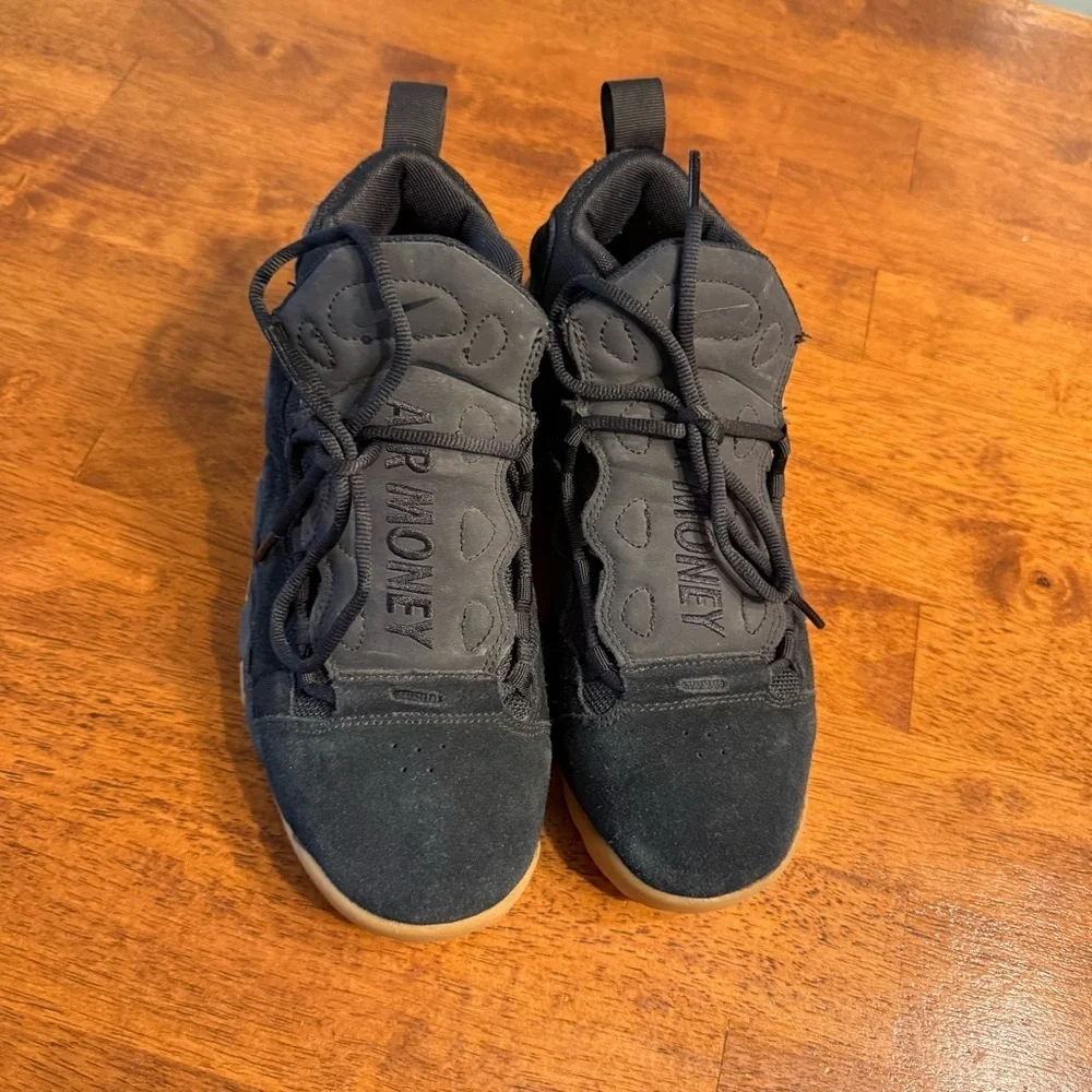 Boy’s Nike Air More Money Black gum sneaker size 6.5 youth